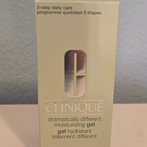 Clinique dramatically different moisturizing gel - Size 4.2 oz - BNWT